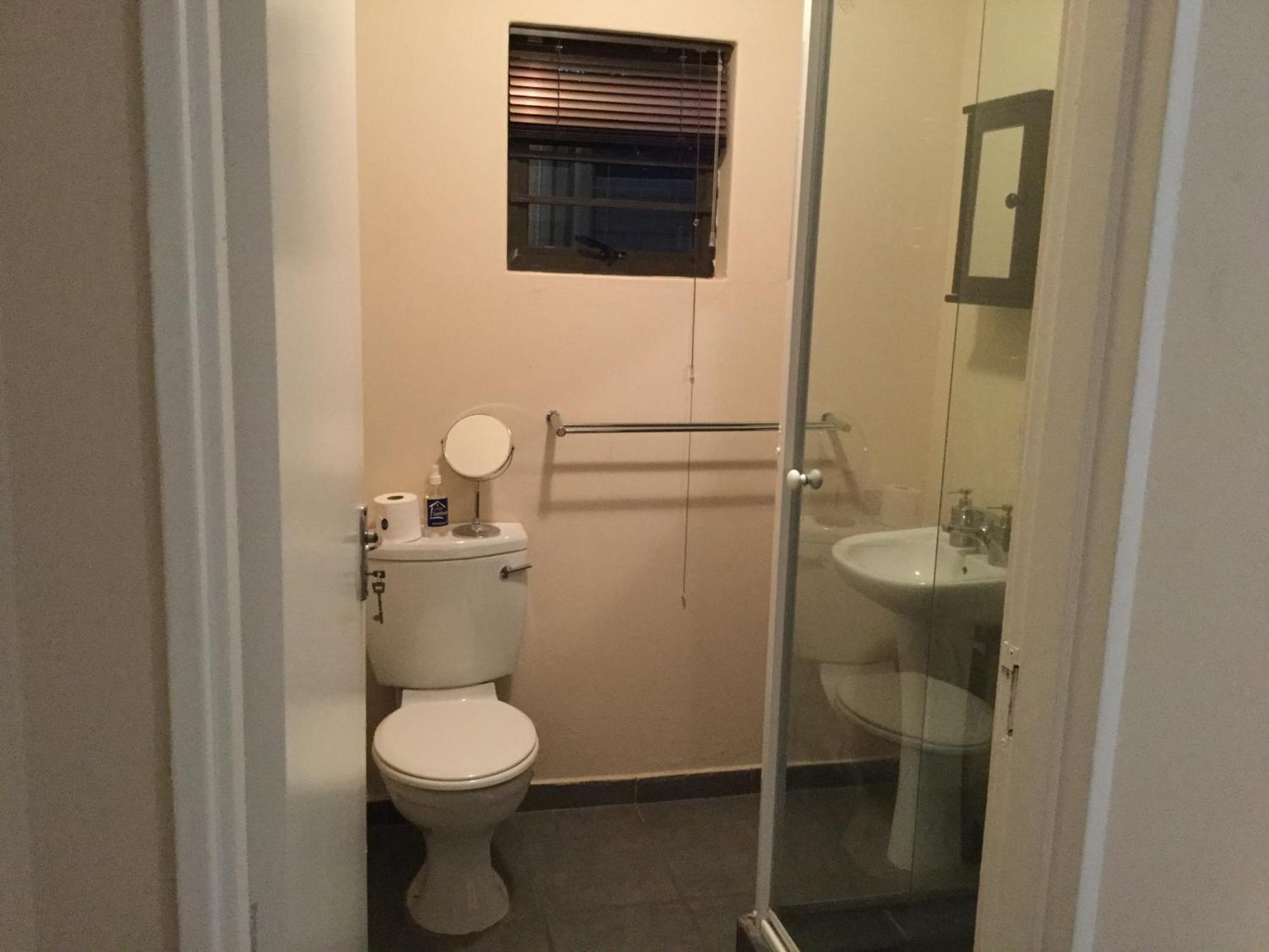 A Little Guesthouse Bloemfontein Bilik gambar