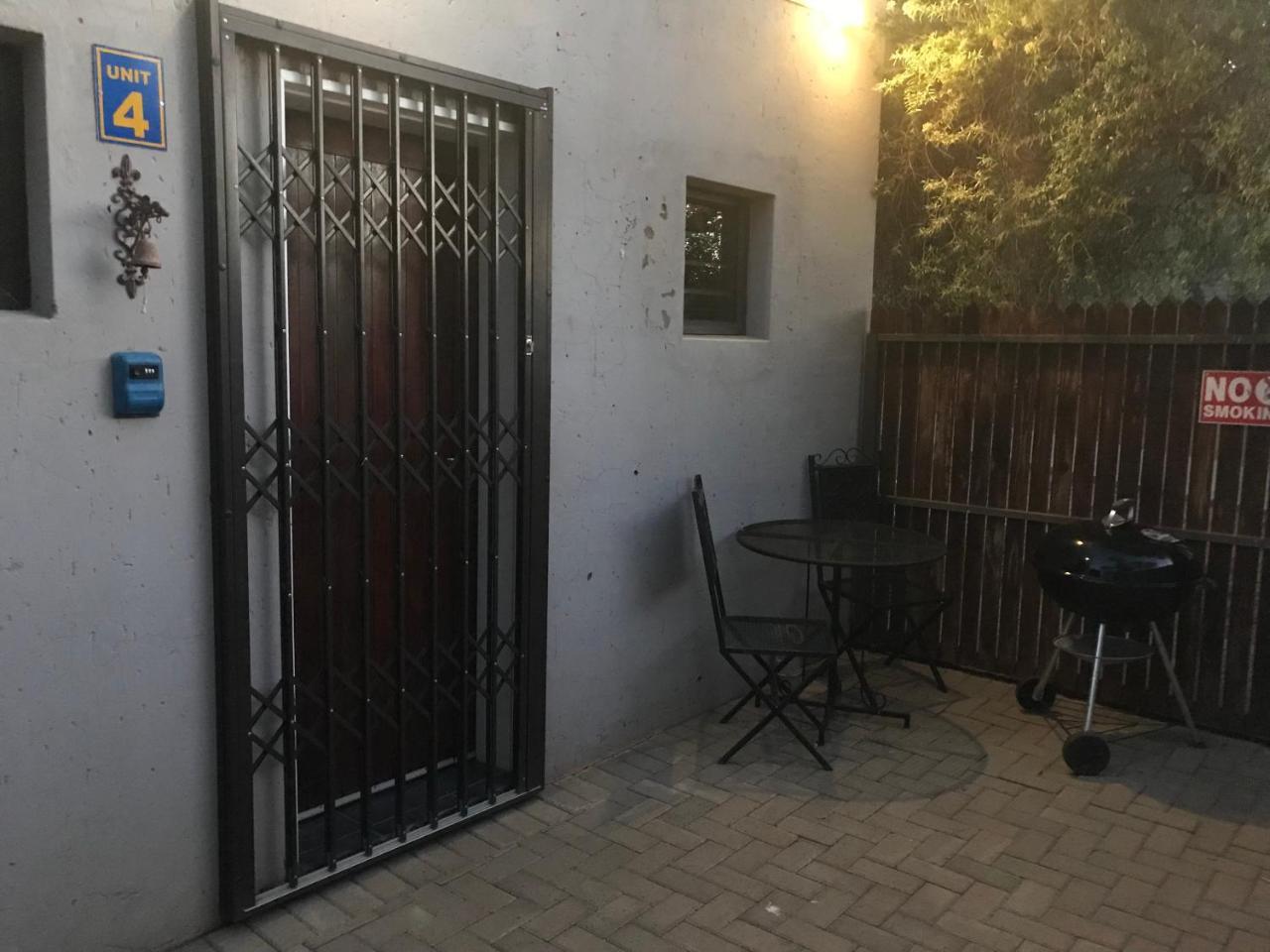 A Little Guesthouse Bloemfontein Luaran gambar