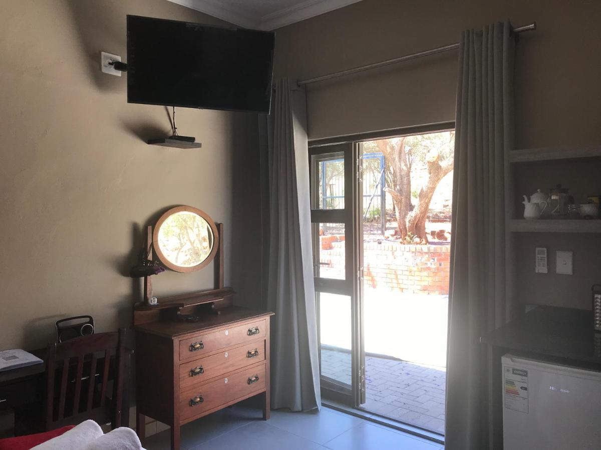 A Little Guesthouse Bloemfontein Luaran gambar